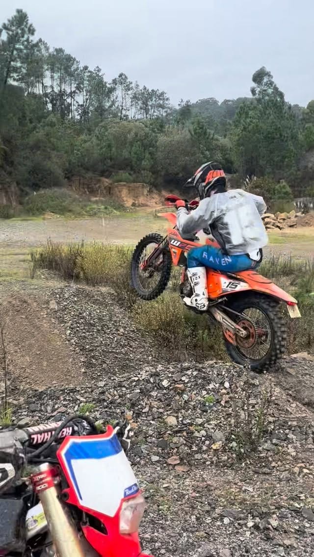 Post 5 by Yago Martínez on Instagram (video)