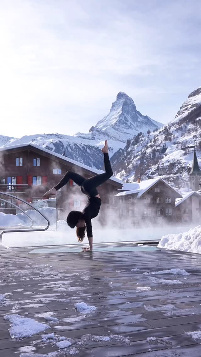Post 9 by María Aguado | Yoga on Instagram (video)