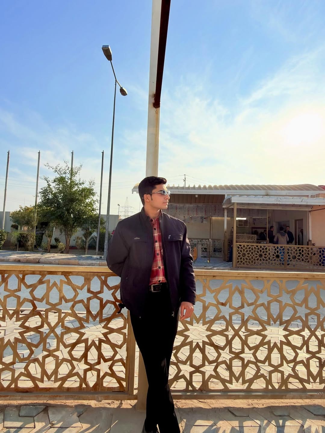 Post 4 by HUSSEIN ALI | حسين علي on Instagram (carousel)