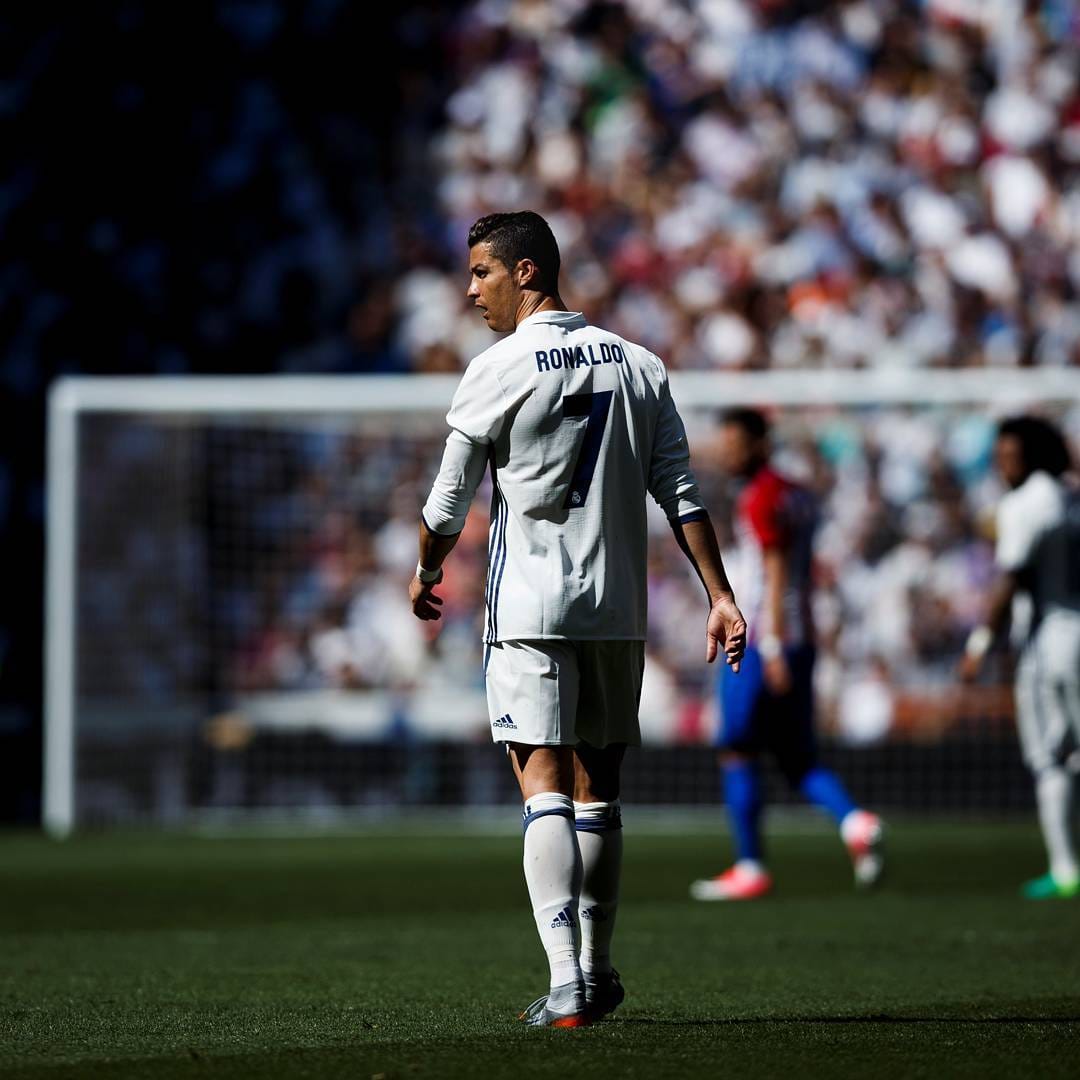 Post 10 by Cristiano Ronaldo Fan-Page on Instagram (image)