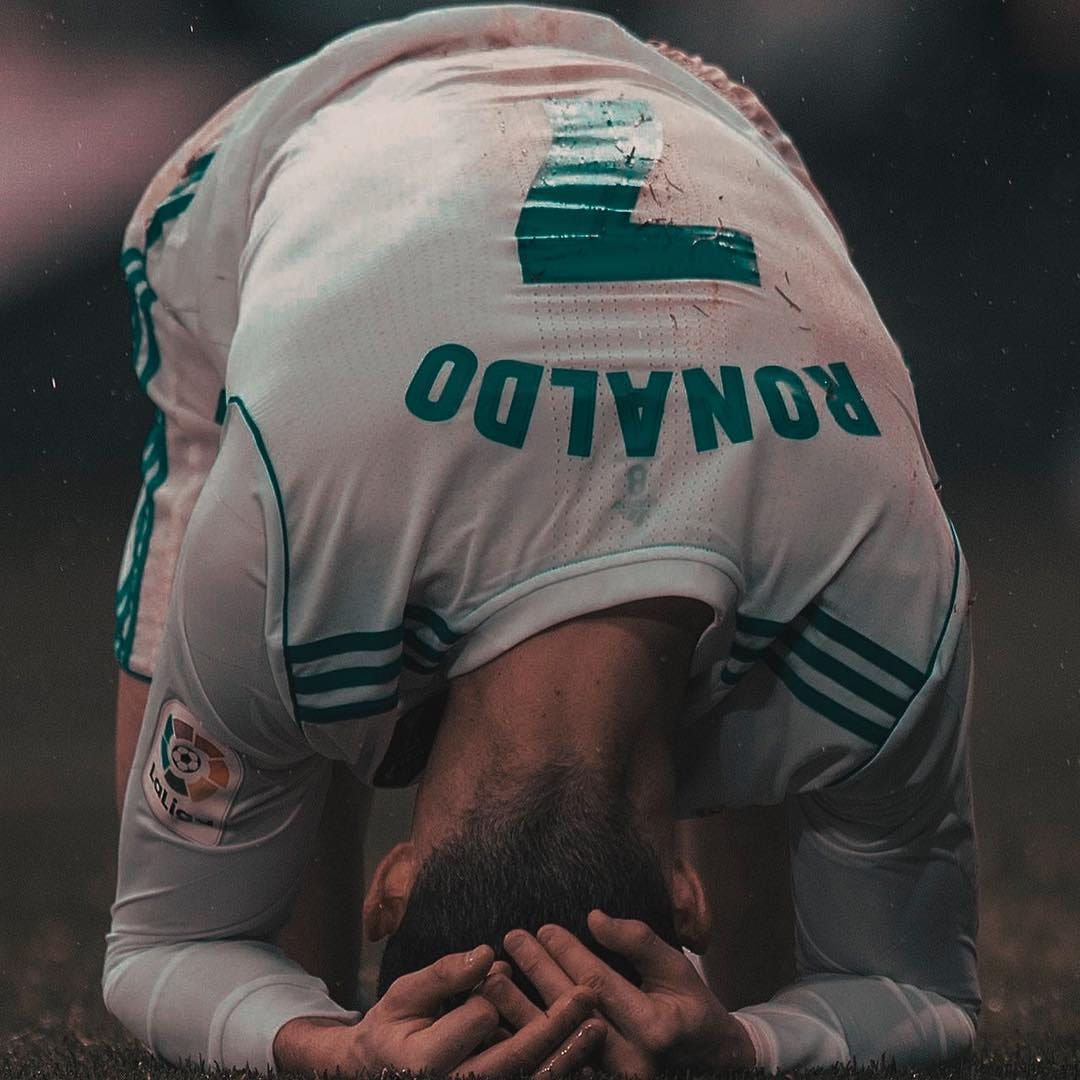 Post 1 by Cristiano Ronaldo Fan-Page on Instagram (image)