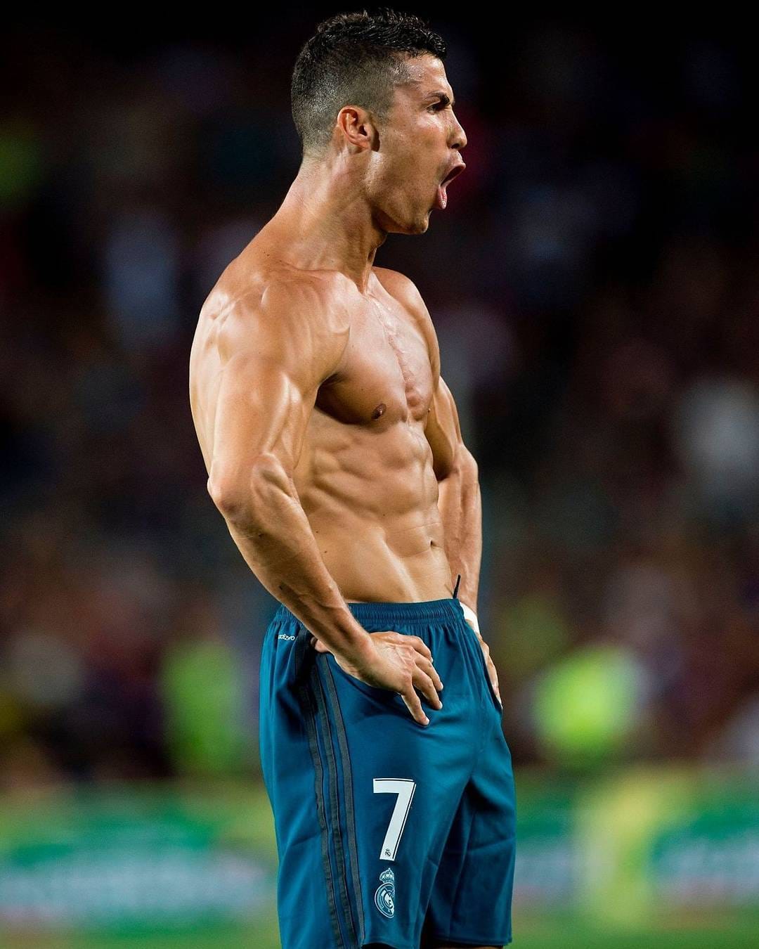 Post 6 by Cristiano Ronaldo Fan-Page on Instagram (image)