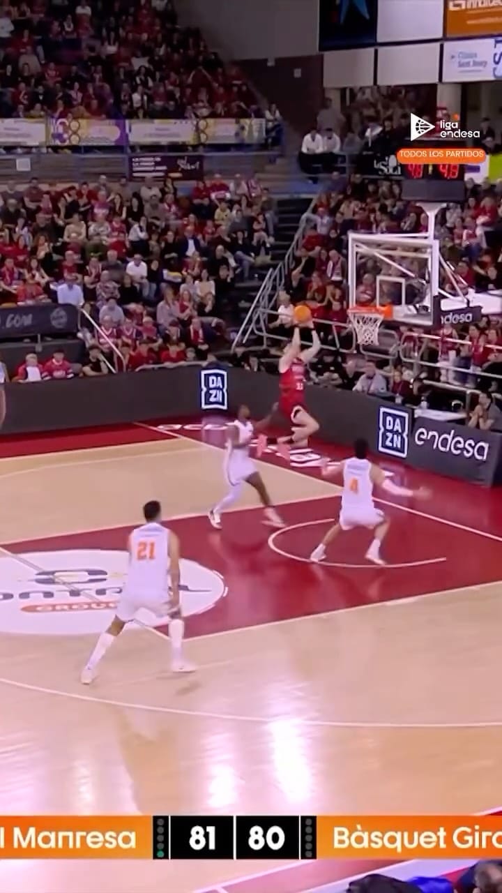 Post 5 by Agustín Ubal on Instagram (video)