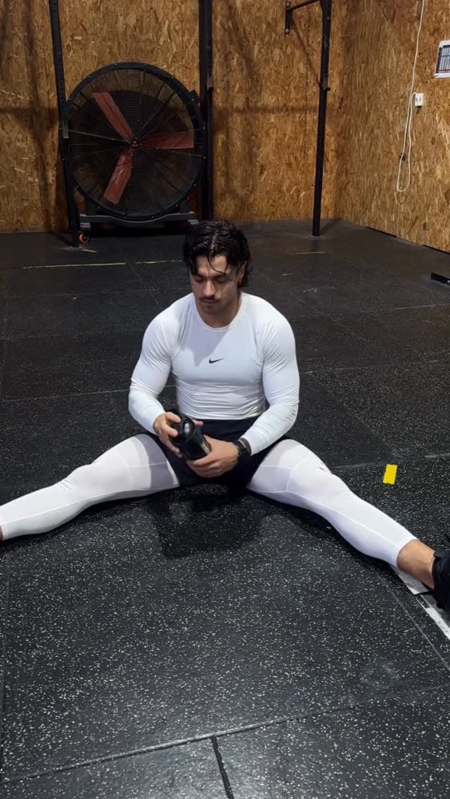 Post 2 by Aniol "Nuru Dabai" Ekai Bujalance on Instagram (video)