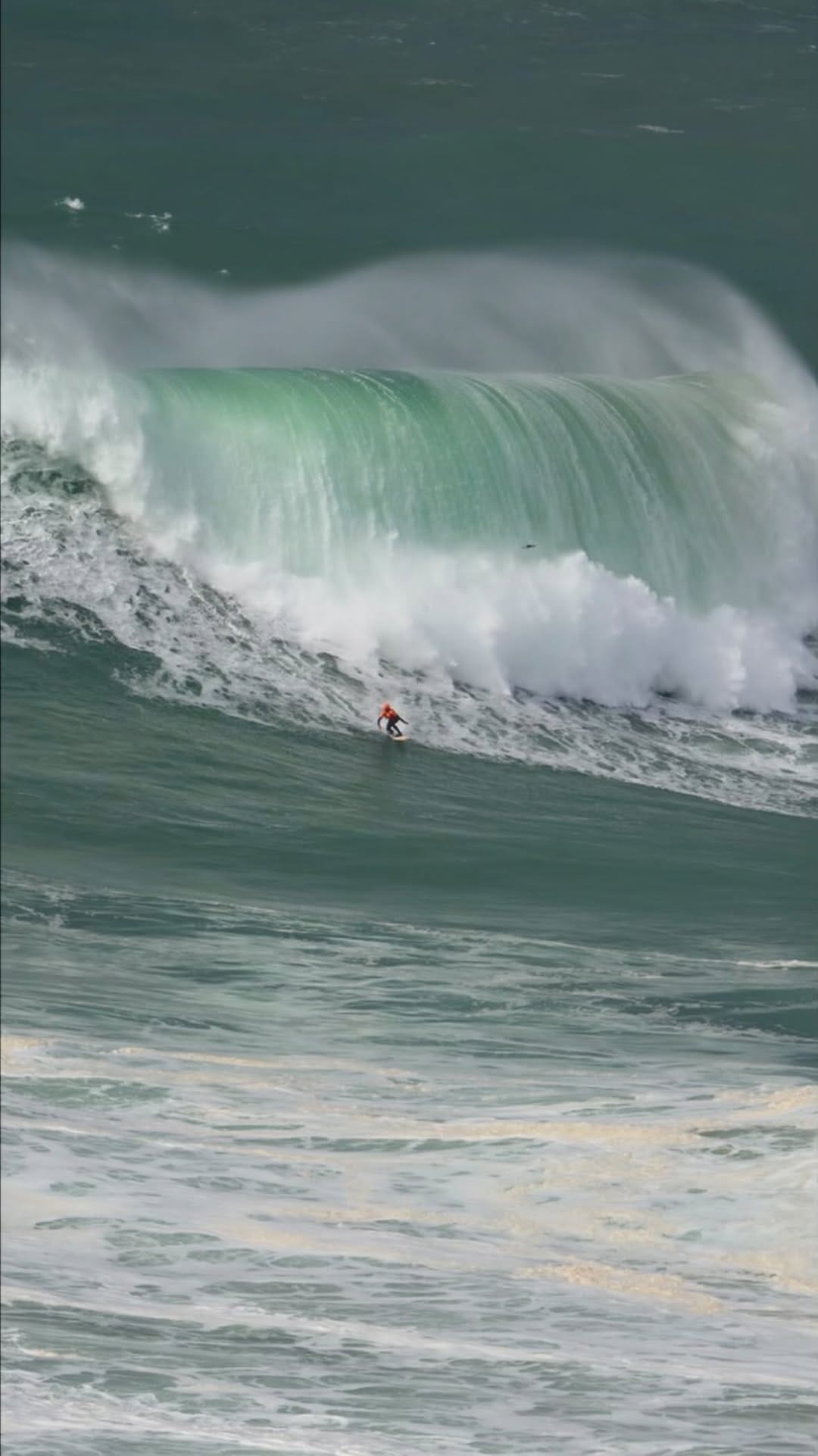 Post 4 by Kamiel Deraeve on Instagram (video)