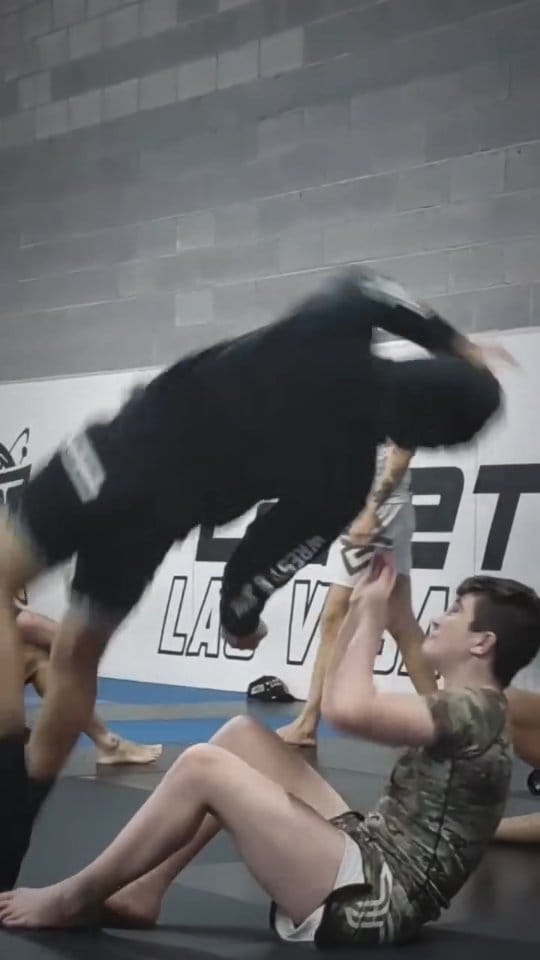 Post 7 by Nakoa Navarro on Instagram (video)