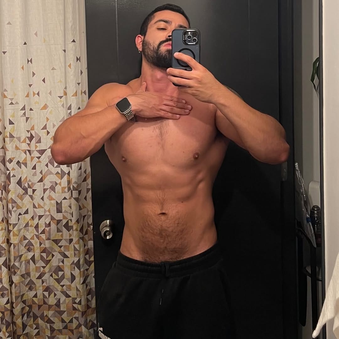 Post 6 by Joaquín Flores on Instagram (image)