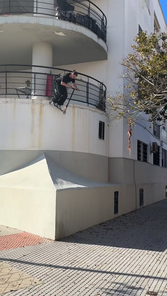Post 1 by IVAN JIMENEZ on Instagram (video)