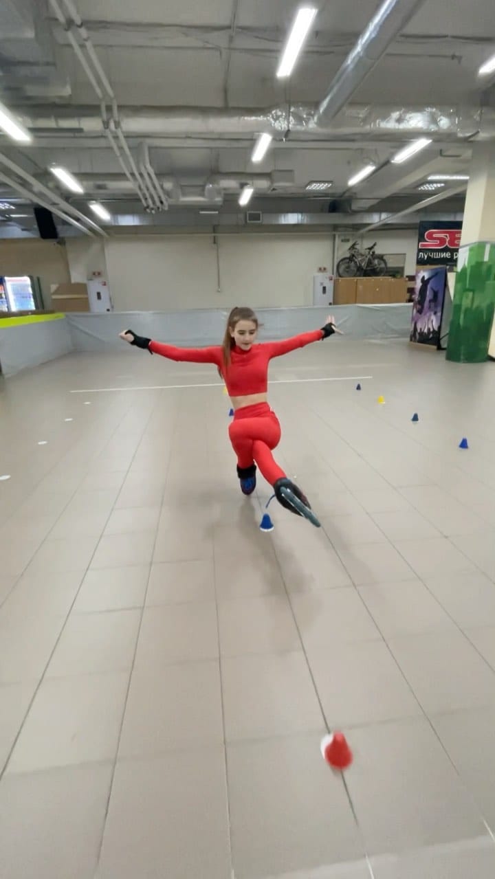 Post 10 by Sandra Kruhliak on Instagram (video)