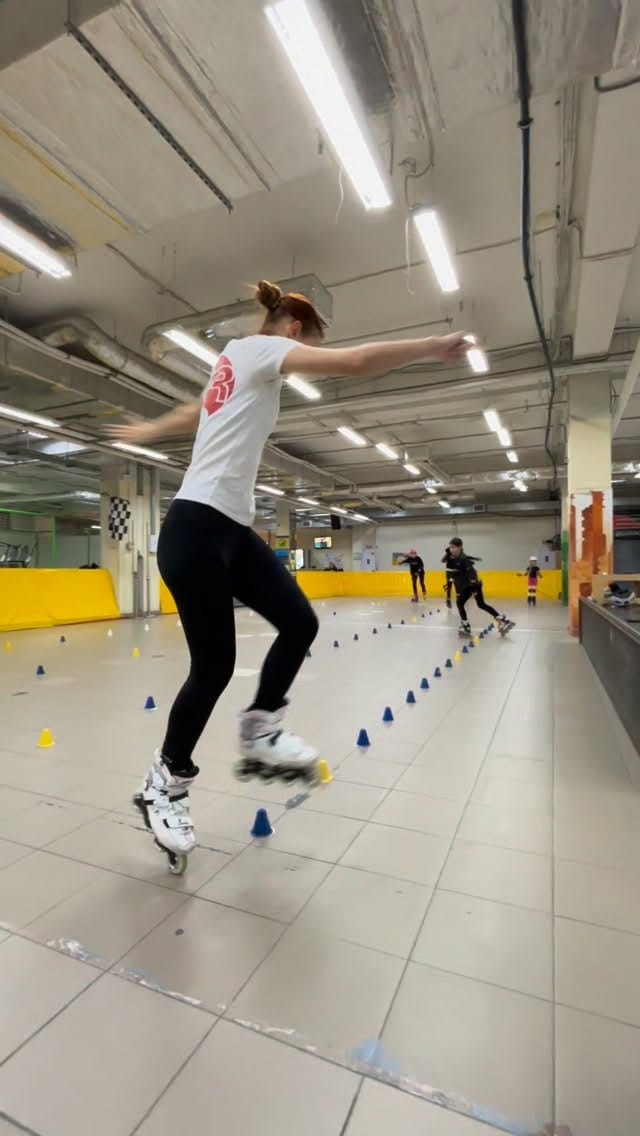Post 2 by Sandra Kruhliak on Instagram (video)