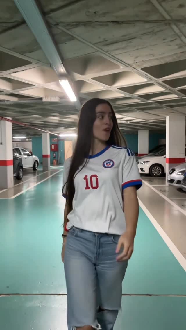 Post 1 by CÉLINE RAMOS on Instagram (video)