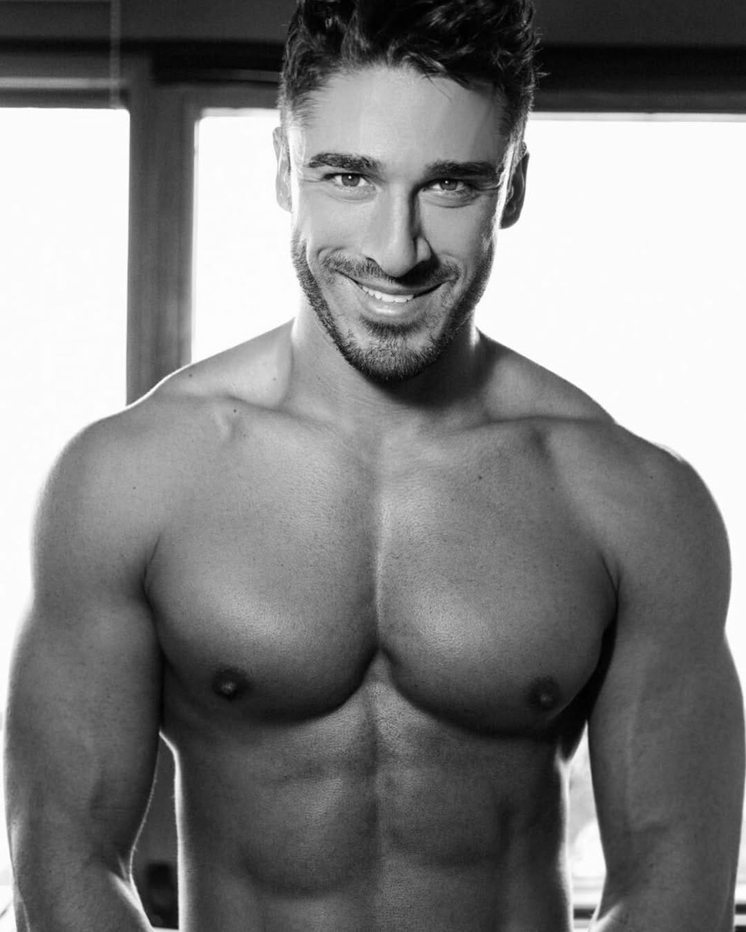 Post 9 by DAVID CASTILLA on Instagram (image)