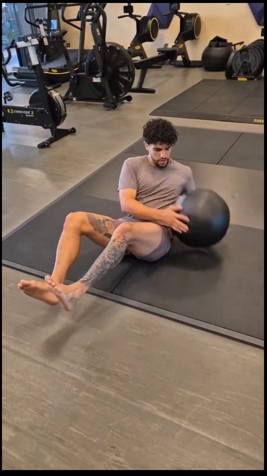 Post 8 by Kady Borges on Instagram (video)