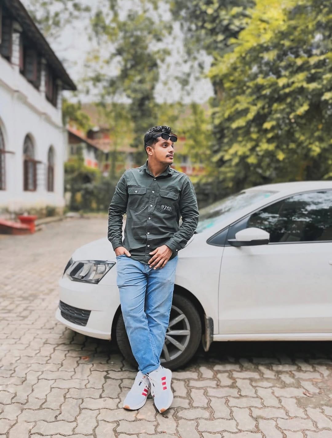 Post 4 by UNNI M VADAKKETHAYYIL /  on Instagram (image)