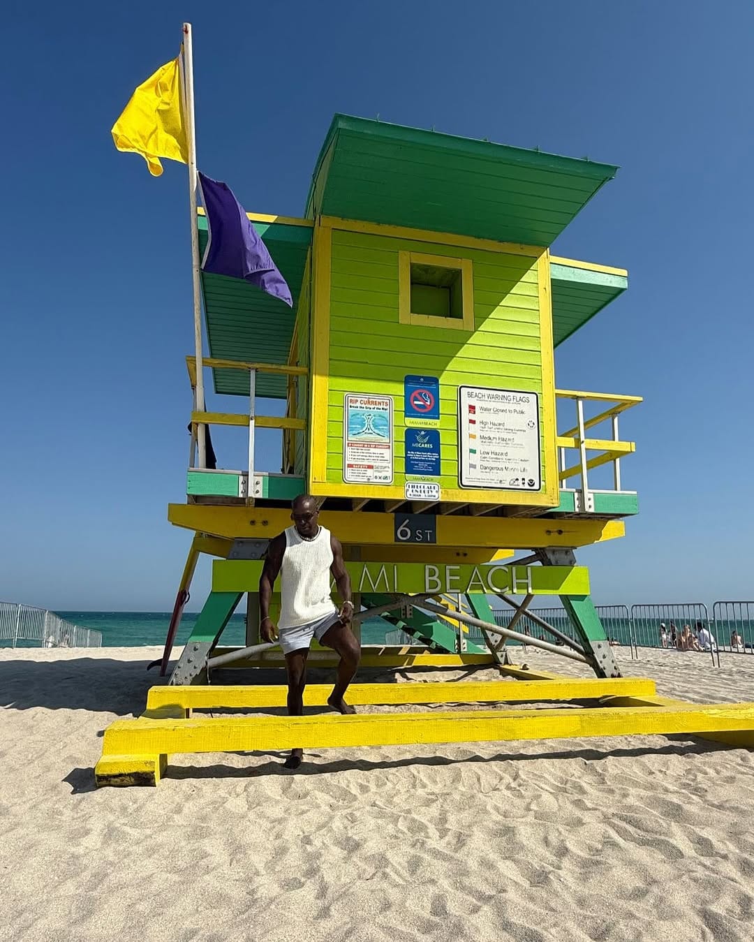 Post 4 by Sandro Silva on Instagram (carousel)