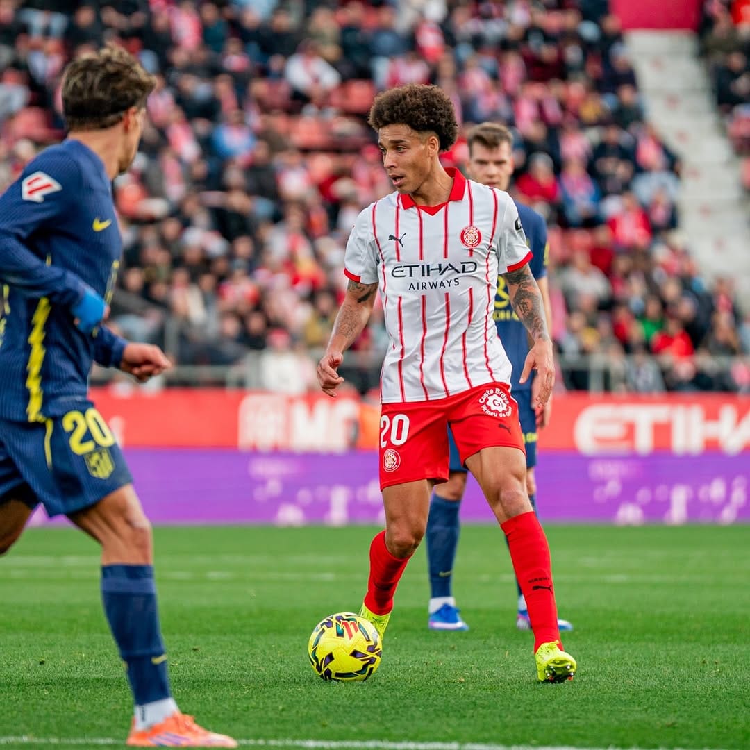 Post 7 by Axel Witsel on Instagram (image)