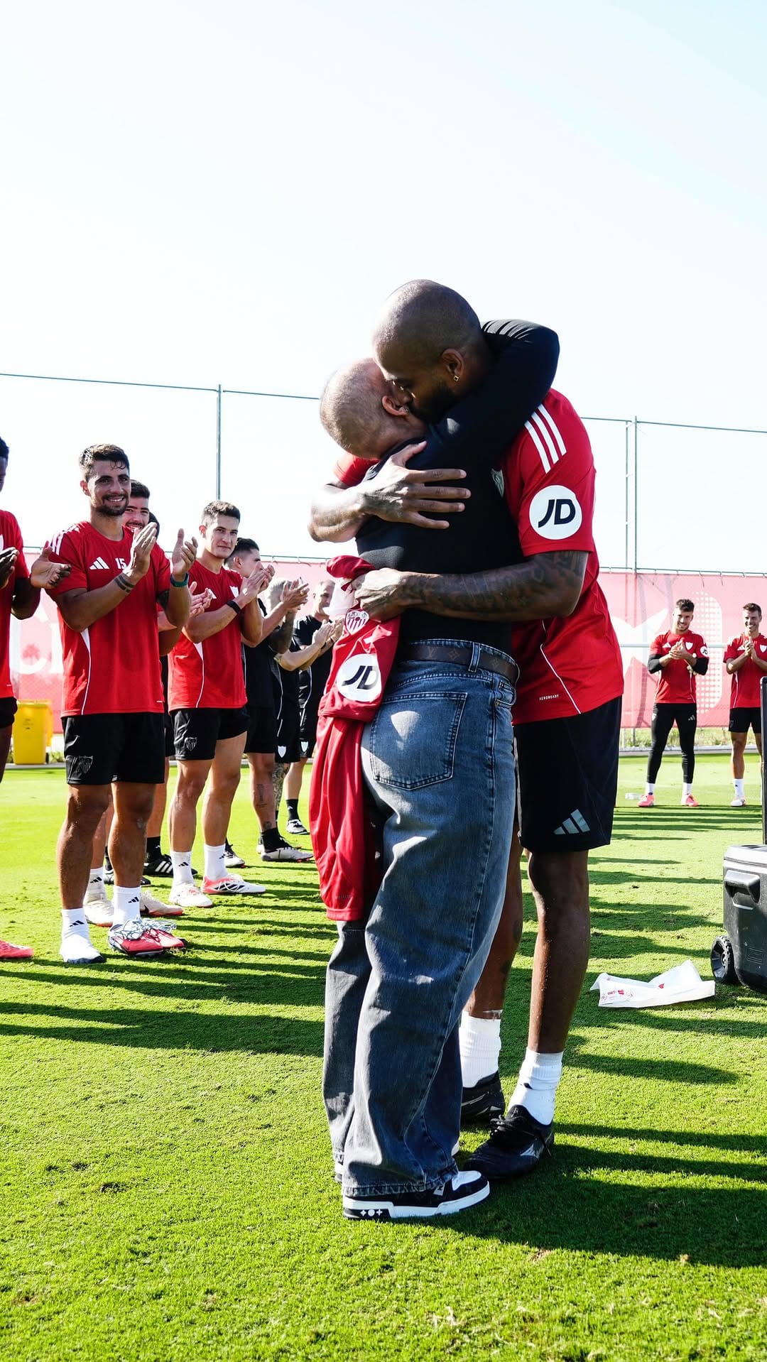 Post 8 by Marcão on Instagram (video)