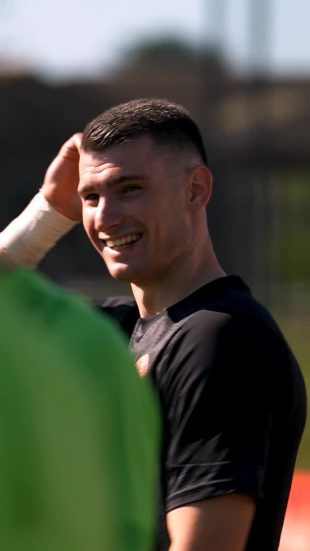 Post 5 by Dominik Livaković on Instagram (video)