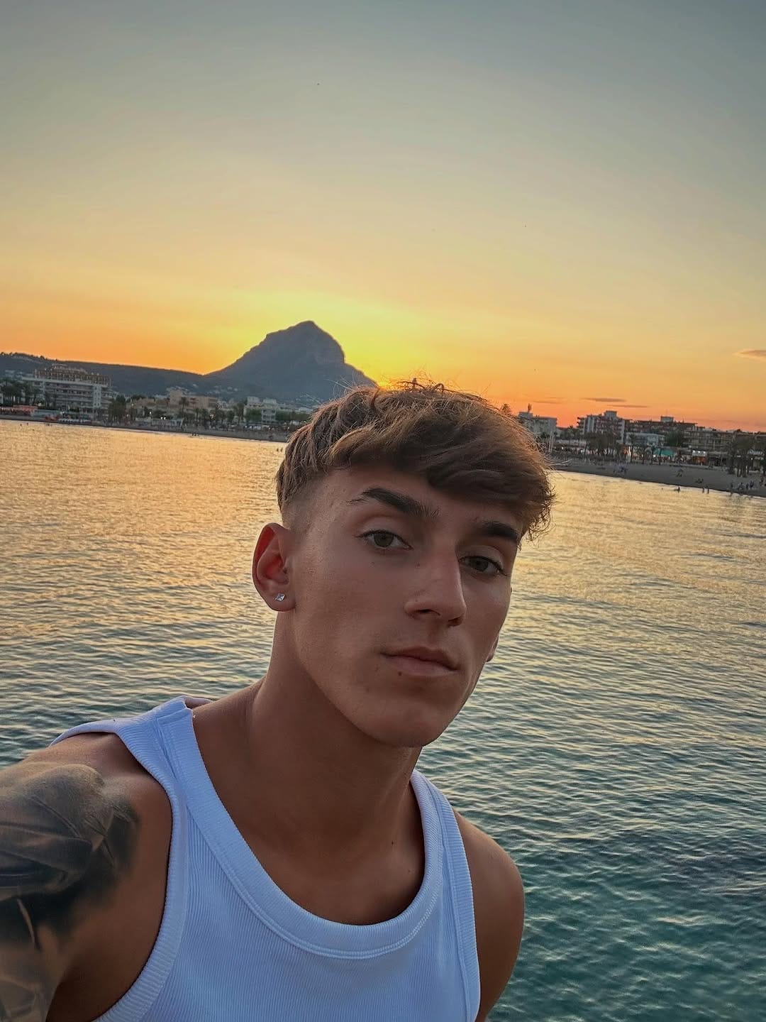 Post 4 by Mauro⚡️♒️ on Instagram (carousel)