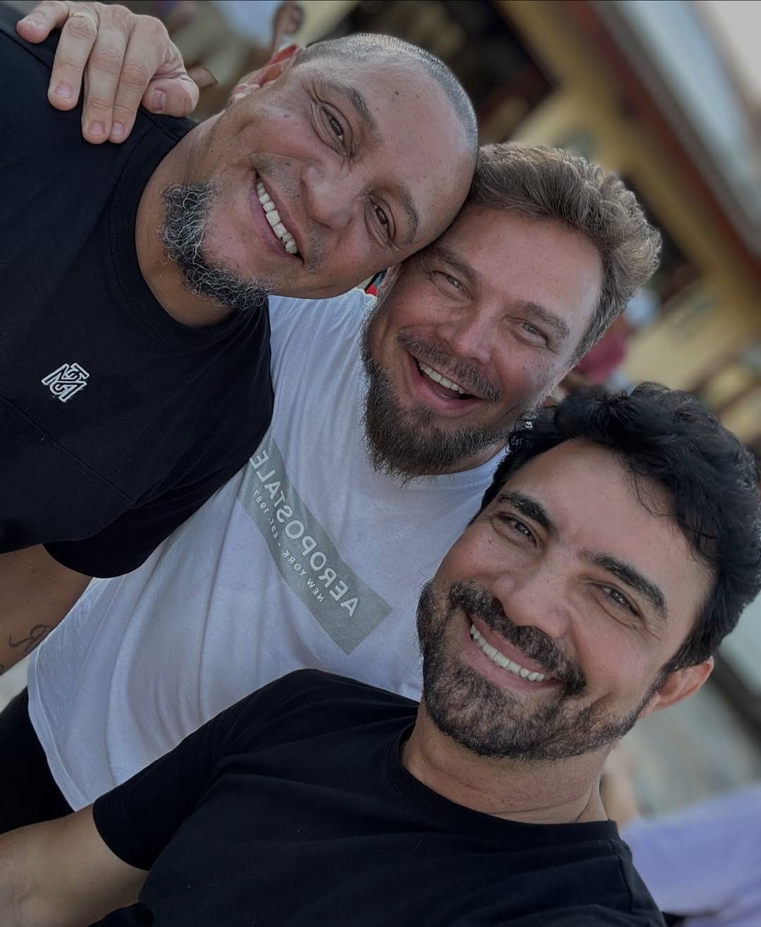 Post 3 by Roberto Carlos on Instagram (image)