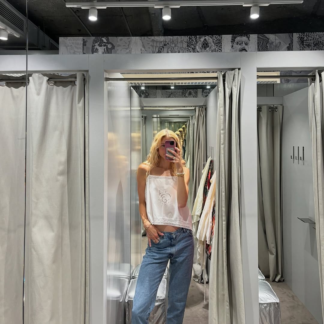 Post 10 by Lydia Giomi on Instagram (carousel)