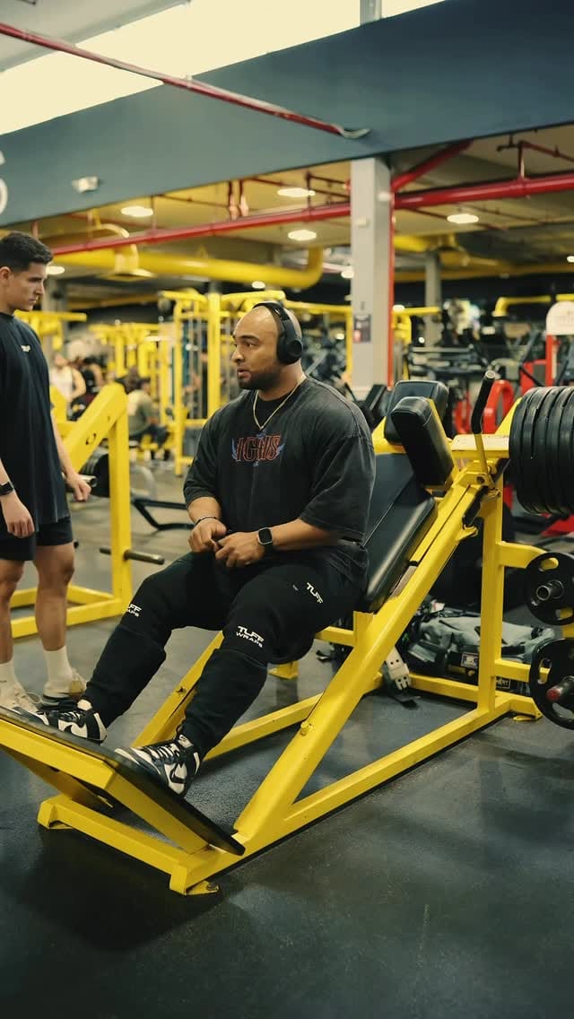 Post 6 by Andres Rodriguez on Instagram (video)