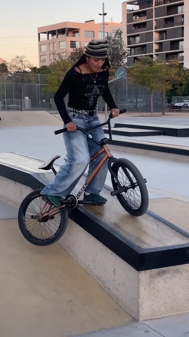 Post 4 by Lucas Nahuel on Instagram (video)
