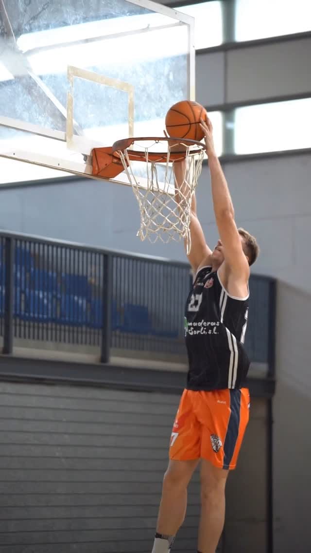 Post 10 by Antonio Burgos Caballero on Instagram (video)