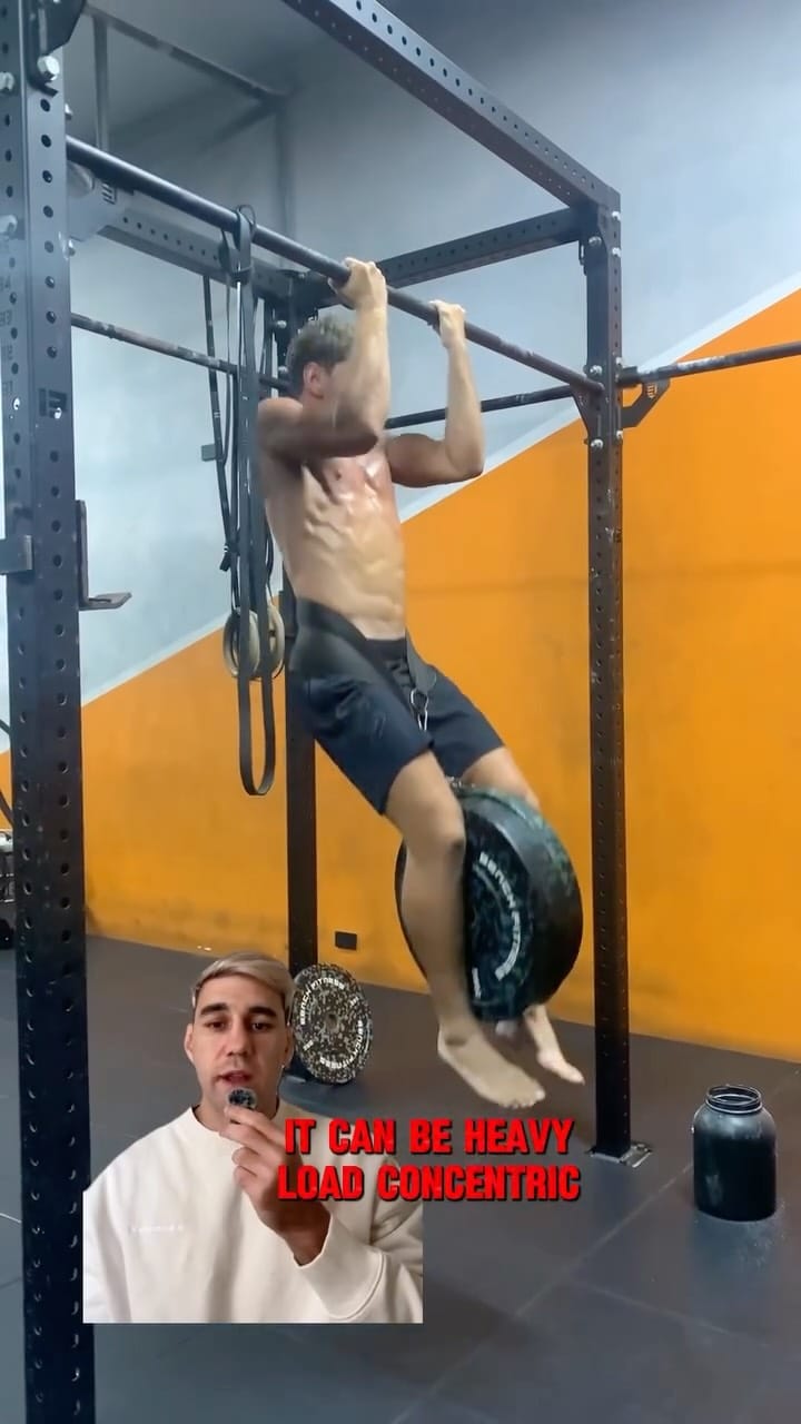 Post 6 by Ricardo Álvarez | Pro Muay Thai Athlete 🇪🇸 on Instagram (video)
