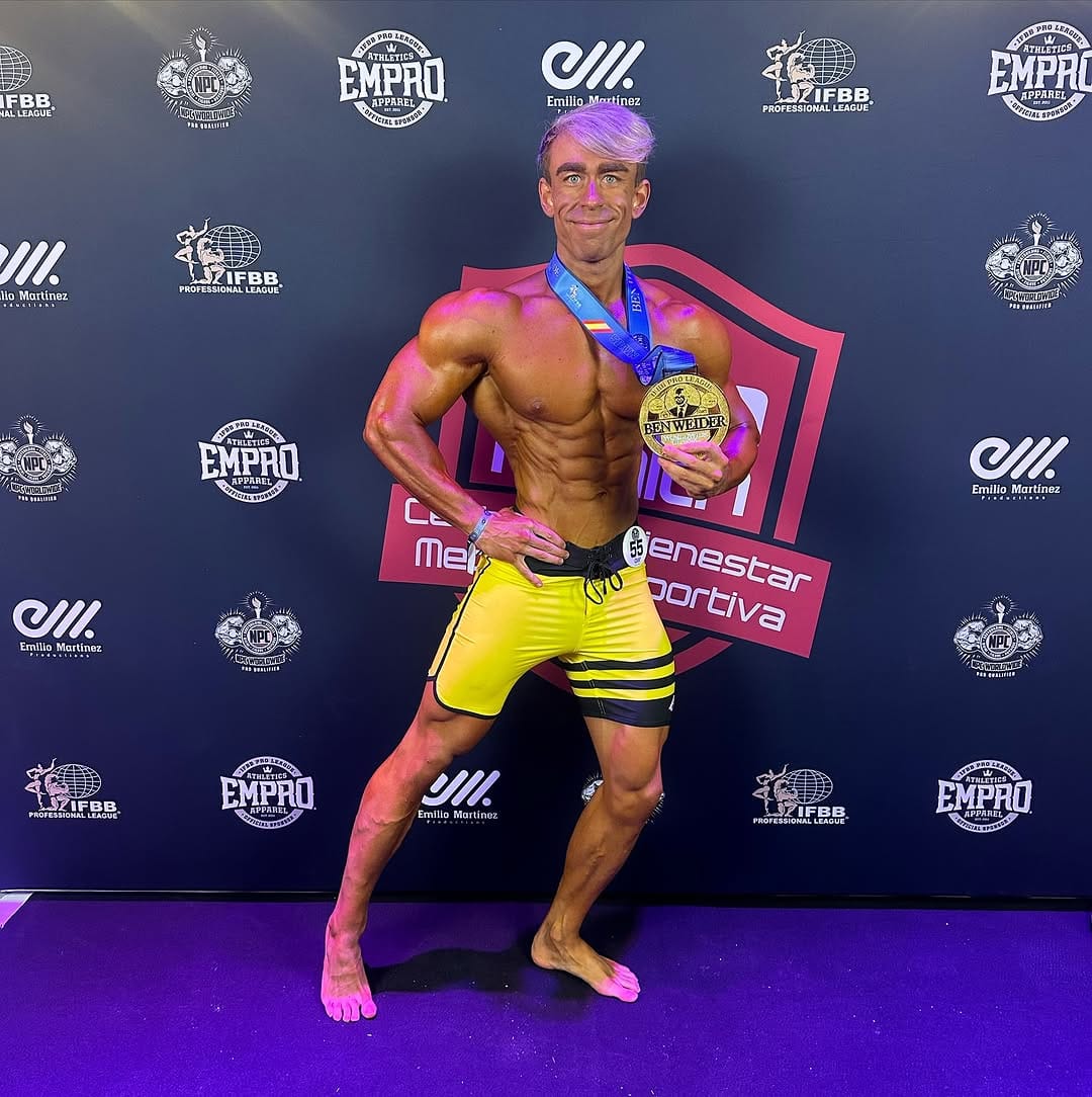 Post 10 by alberto sanchez bey / mens physique athlete on Instagram (image)