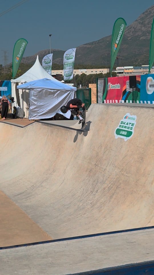 Post 7 by Alan Sardi on Instagram (video)