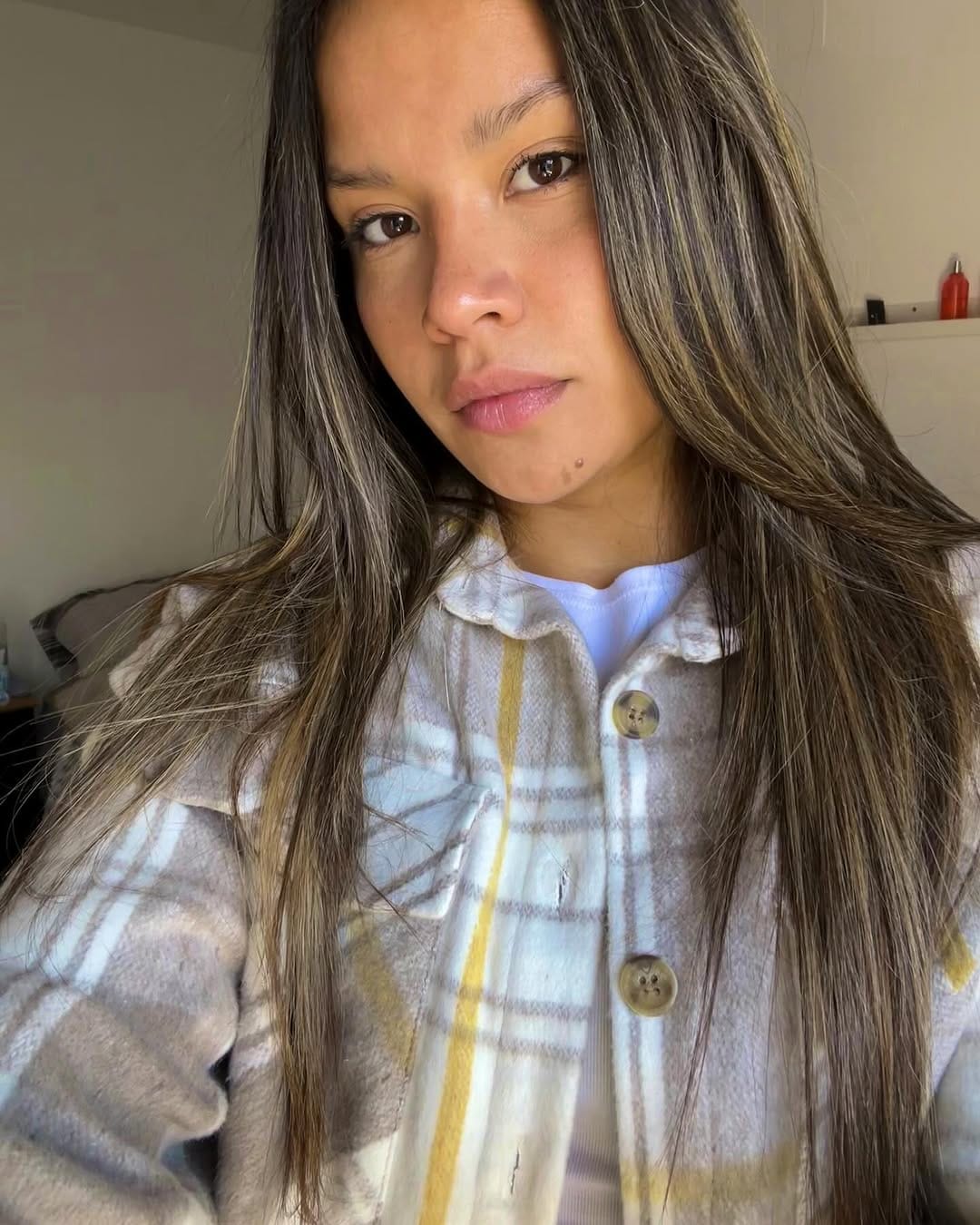 Post 5 by Camila Rios on Instagram (carousel)