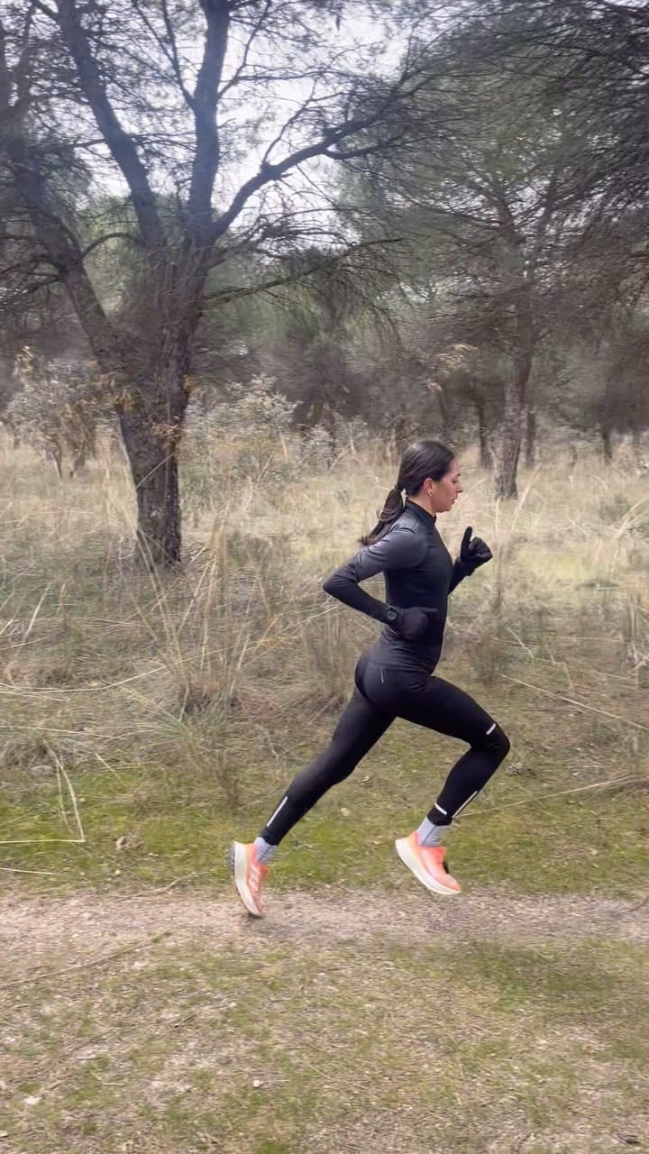 Post 4 by Nuria Lugueros on Instagram (video)