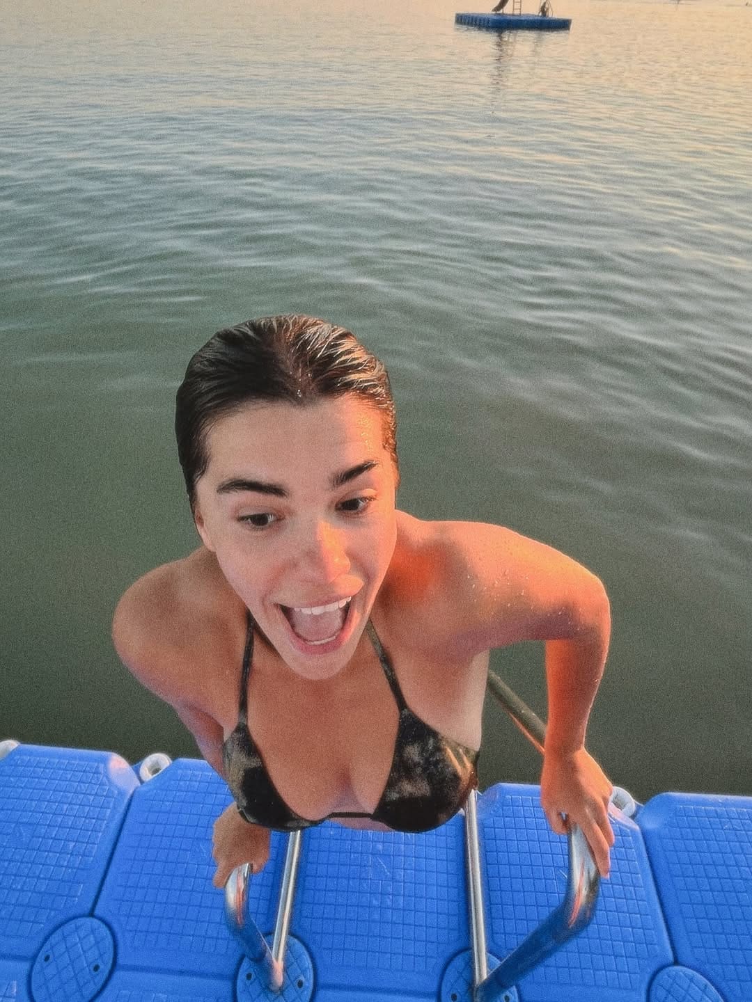 Post 4 by sofia cosculluela on Instagram (carousel)
