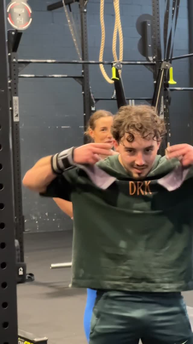 Post 8 by CrossFit DRK Bergondo y Coruña on Instagram (video)