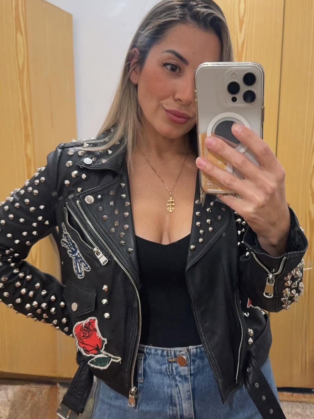 Post 5 by 🅢🅗🅔🅘🅛🅐 🐆 on Instagram (image)