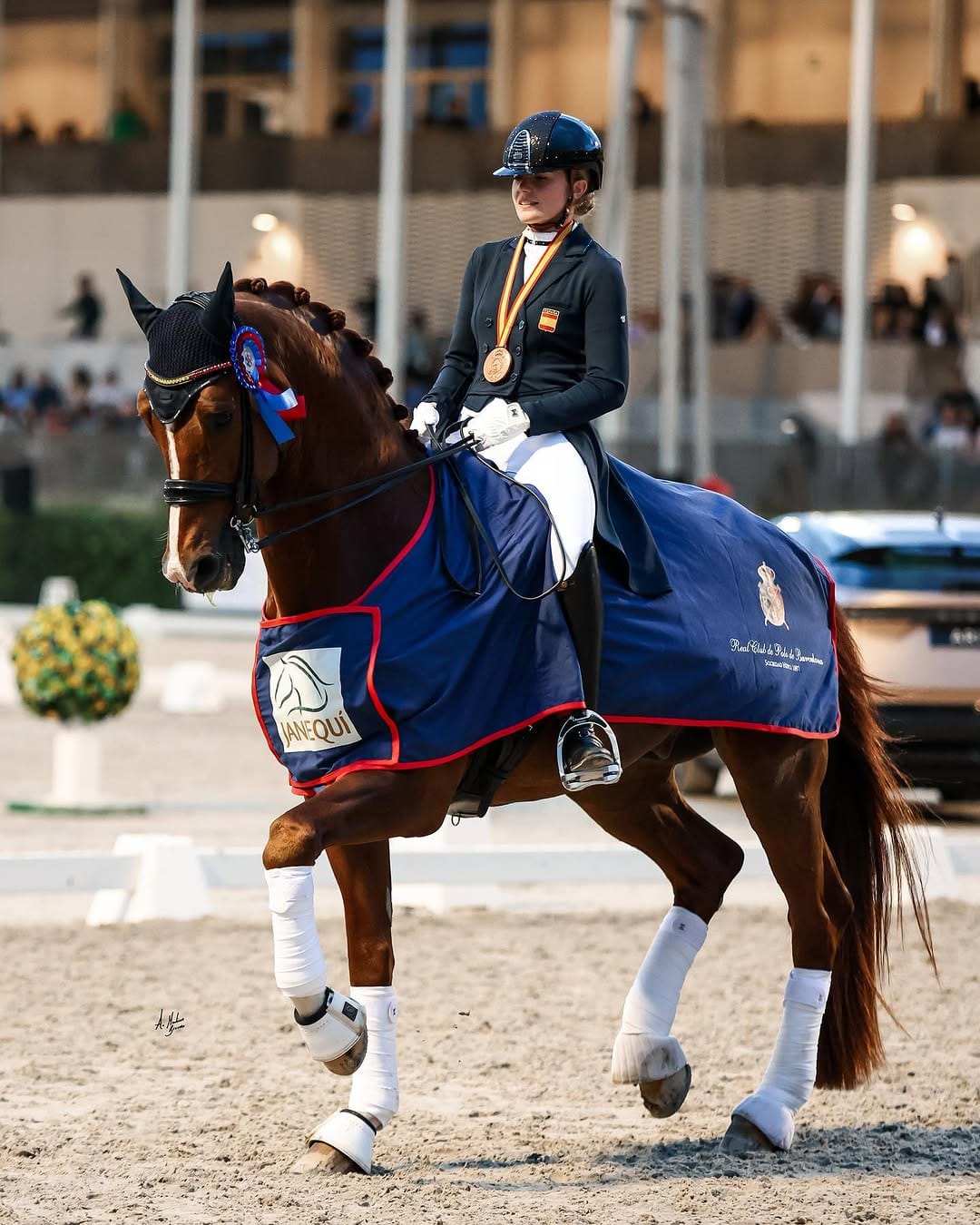 Post 10 by Andrea Ruiz Junco on Instagram (carousel)