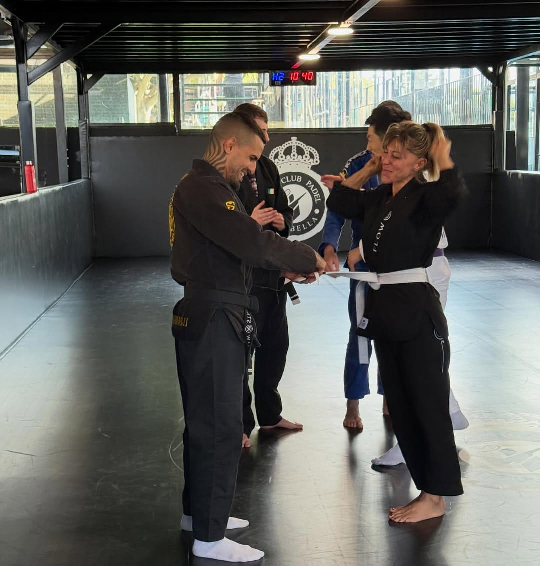 Post 7 by Alexandra Ojog ( Personal Trainer) on Instagram (carousel)