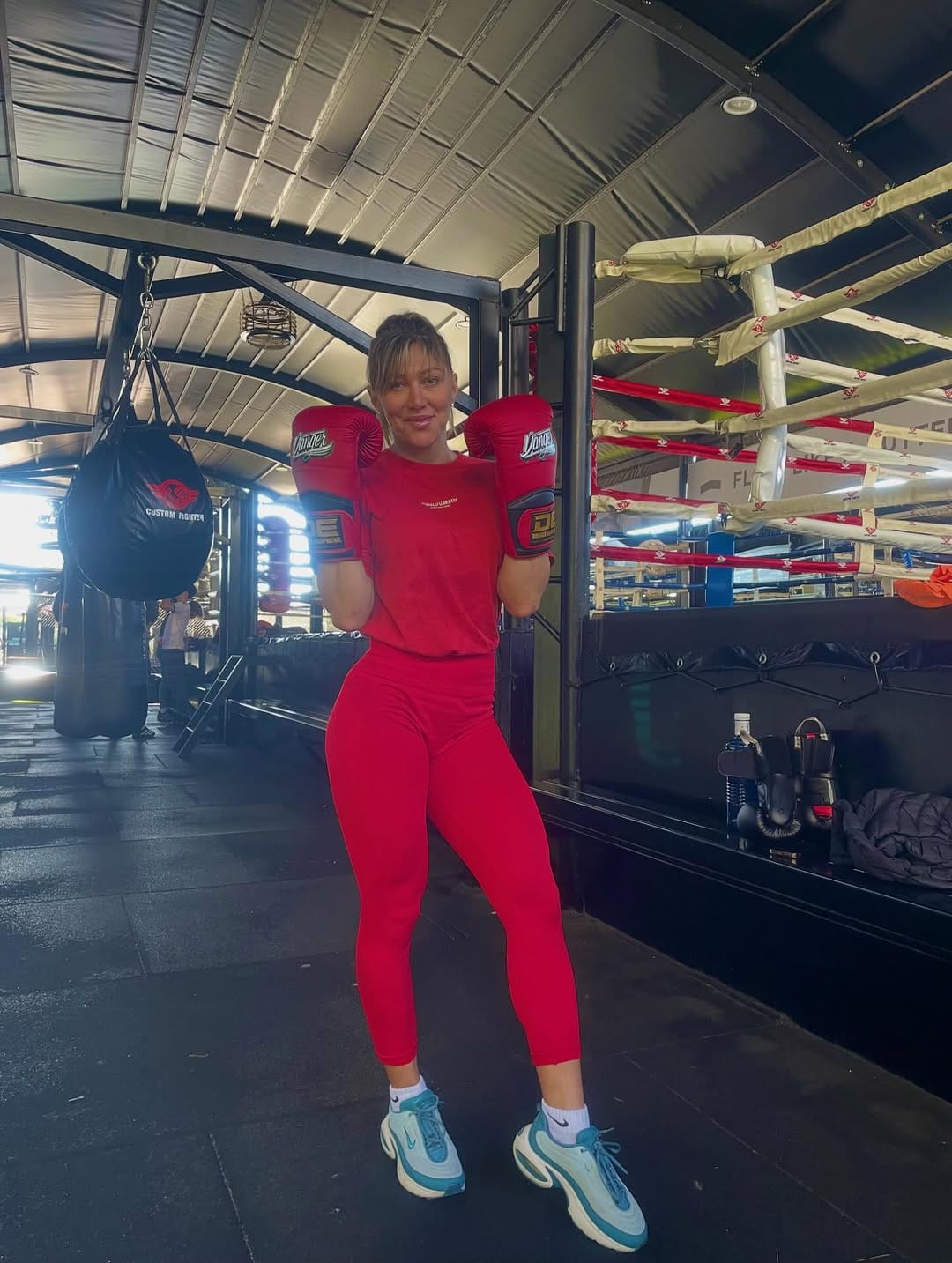 Post 5 by Alexandra Ojog ( Personal Trainer) on Instagram (carousel)