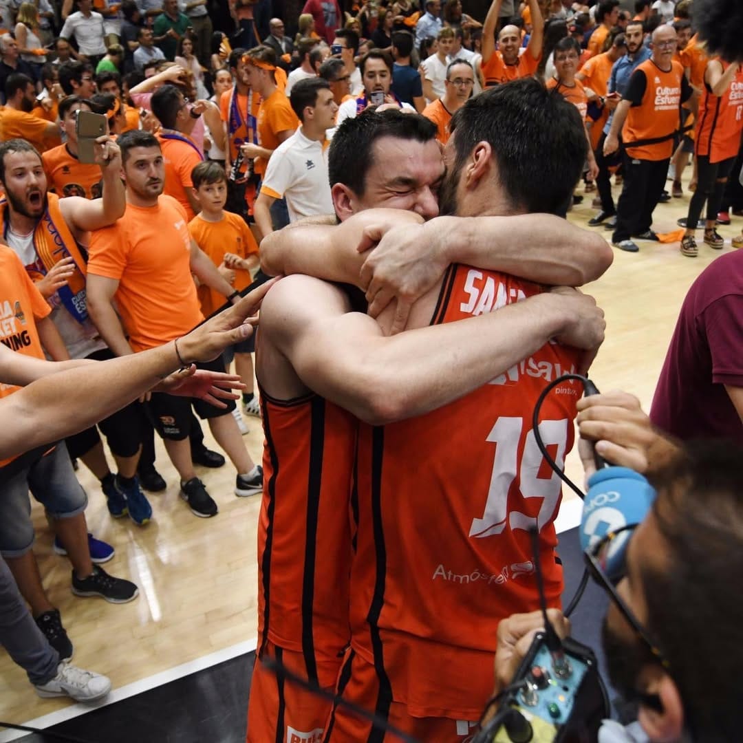 Post 9 by Fernando San Emeterio on Instagram (image)