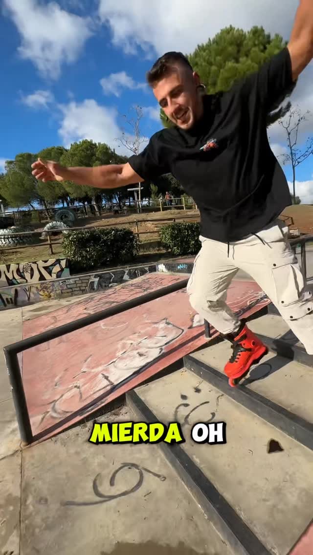 Post 7 by Elputoweasel on Instagram (video)