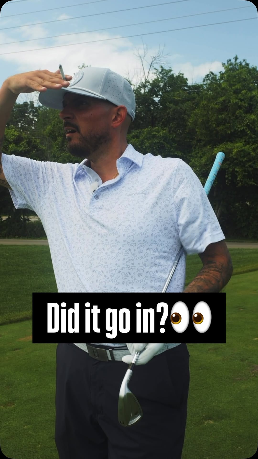 Post 4 by The Random Single on Instagram (video)