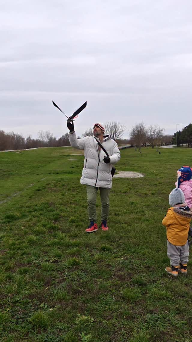 Post 7 by Mili ✨ on Instagram (video)