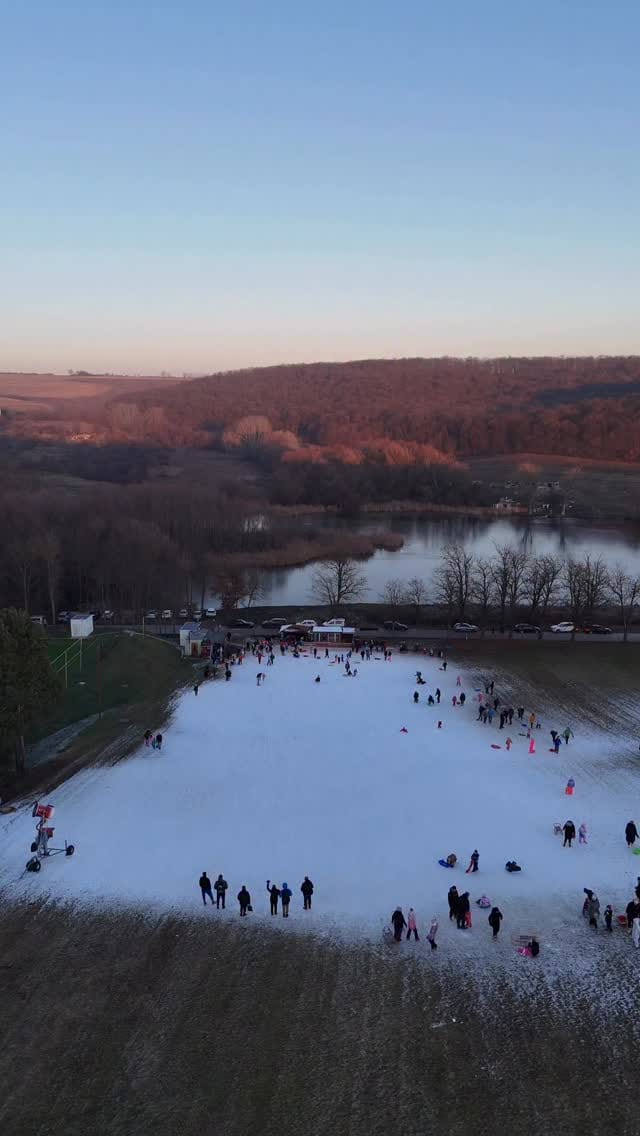 Post 6 by Mili ✨ on Instagram (video)