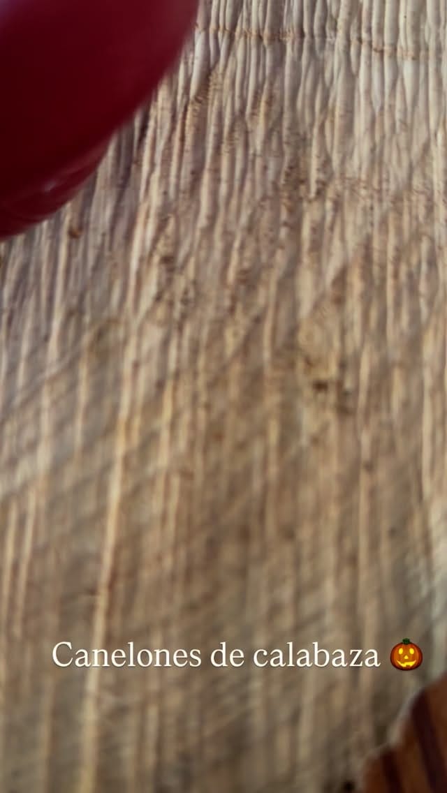 Post 2 by Two Vegan Hearts on Instagram (video)