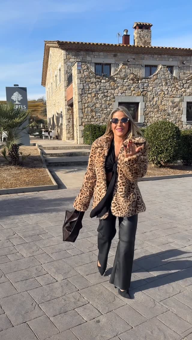 Post 6 by Fanny Lopez Pozo on Instagram (video)
