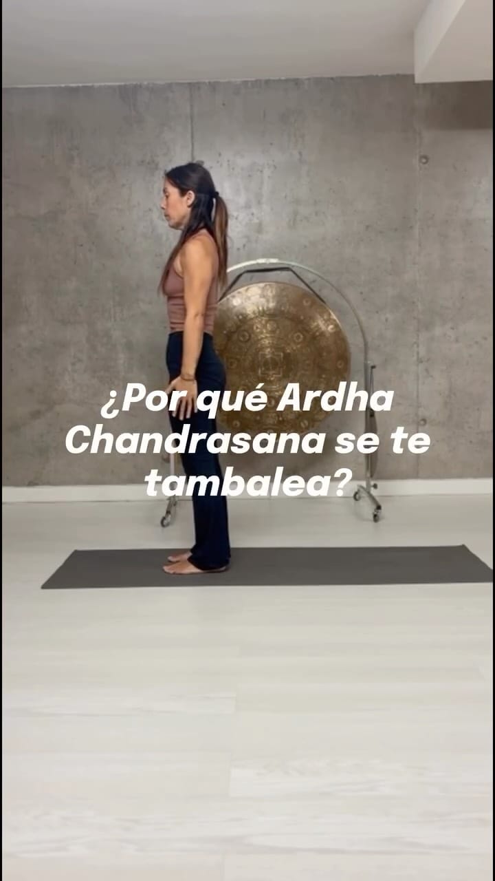 Post 10 by Amaryyo Yoga y Yoga Aéreo on Instagram (video)