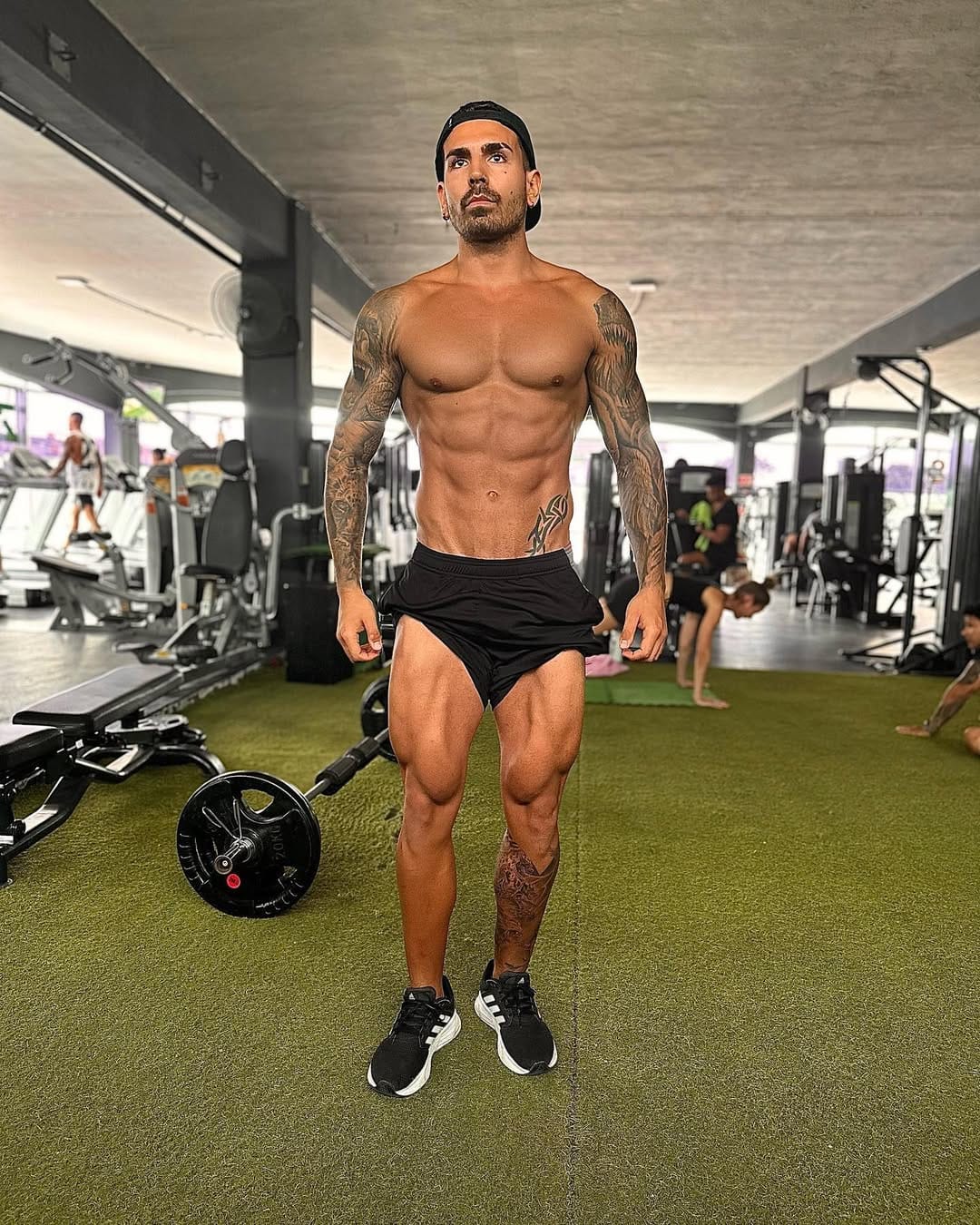 Post 9 by Lucas Castro ⚡️💪🏻 on Instagram (carousel)