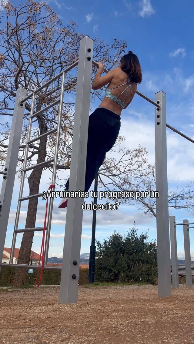 Post 4 by ᴊᴇꜱꜱɪᴄᴀ on Instagram (video)
