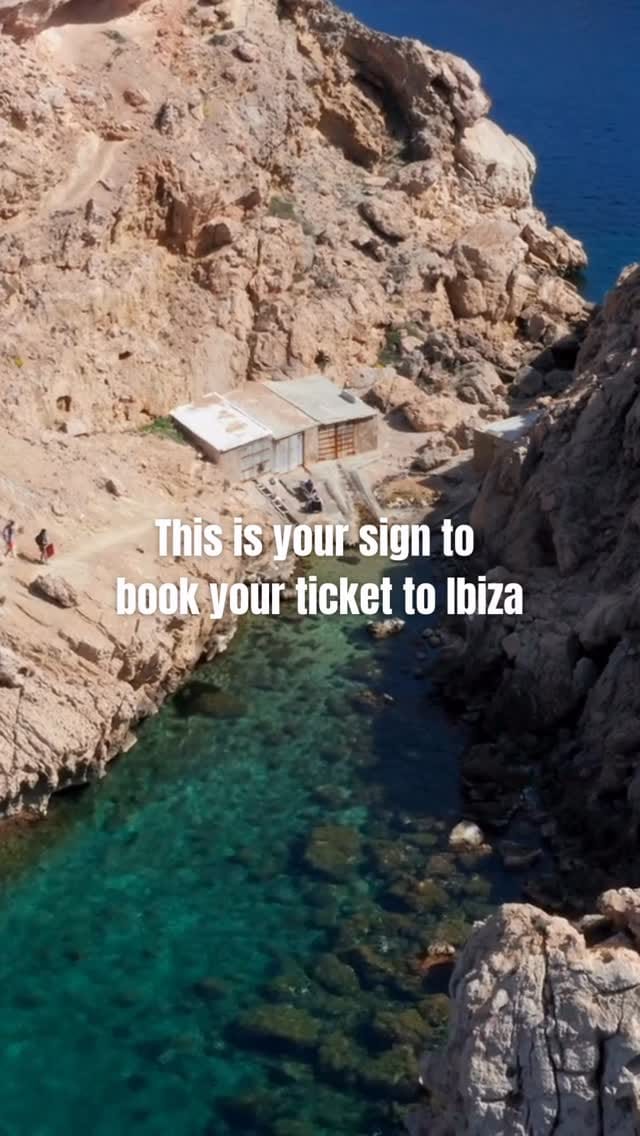 Post 4 by The Workout Club Ibiza on Instagram (video)